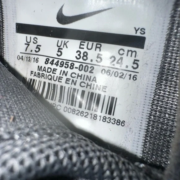 Nike Gray and White Spotted Roshe Tennis Shoes Women’s size 7.5 - Picture 8 of 8